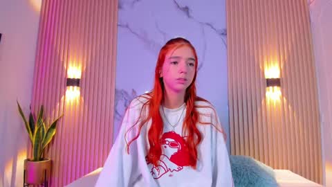 A L A N A  online show from October 3, 11:40 am