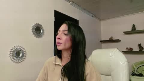 Maeve  online show from September 14, 10:47 am