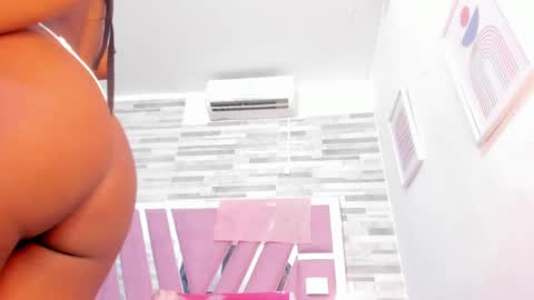 Alana online show from February 27, 6:31 pm