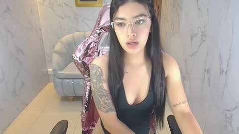 Snapshot of alana_rosse_s chatting on December 18, 1:28 pm Alana online show from December 18, 1:28 pm