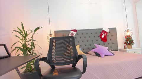 Snapshot of alana_suares chatting on December 8, 4:57 am Alana online show from December 8, 4:57 am