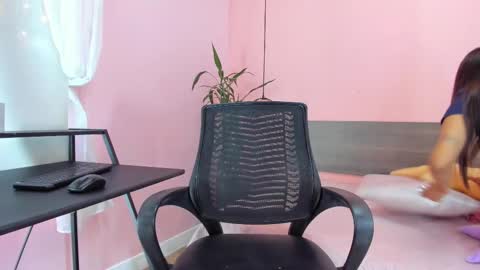 Snapshot of alana_suares chatting on September 9, 8:30 pm Alana online show from September 9, 8:30 pm