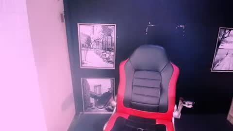 Snapshot of alanadelray chatting on November 20, 7:41 am alanadelray online show from November 20, 7:41 am