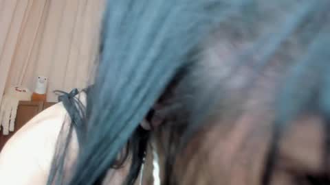 Snapshot of alanakimura_ chatting on January 6, 12:46 pm Alana silvana online show from January 6, 12:46 pm