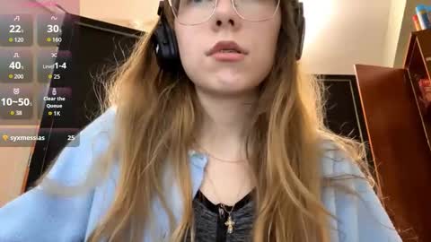 Snapshot of alanehadaller chatting on September 9, 5:23 pm Stella online show from September 9, 5:23 pm