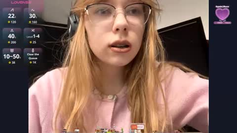 Snapshot of alanehadaller chatting on October 12, 7:40 am Stella online show from October 12, 7:40 am