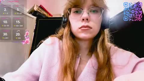 Snapshot of alanehadaller chatting on December 1, 11:04 am Stella online show from December 1, 11:04 am