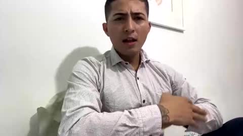 Snapshot of alanj998 chatting on September 28, 10:48 pm alanj998 online show from September 28, 10:48 pm