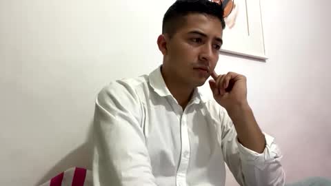 Snapshot of alanj998 chatting on October 6, 1:14 am alanj998 online show from October 6, 1:14 am