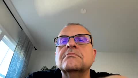 alankrieski1174 online show from October 31, 1:01 pm