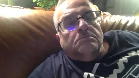 alankrieski1174 online show from November 18, 5:12 am