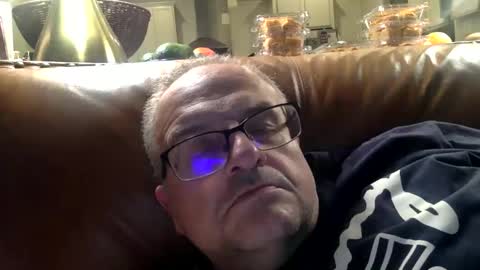 alankrieski1174 online show from November 21, 5:39 am