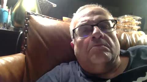 alankrieski1174 online show from November 24, 4:45 am