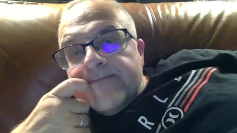 alankrieski1174 online show from December 2, 4:29 am