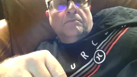 alankrieski1174 online show from December 5, 4:21 am