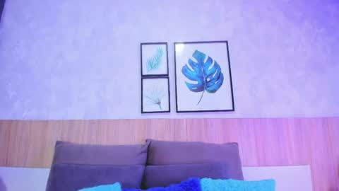 Snapshot of alanna_hank chatting on January 11, 3:22 am Alanna online show from January 11, 3:22 am