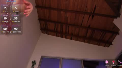 Snapshot of alannalove__ chatting on December 4, 10:19 pm Alanna online show from December 4, 10:19 pm