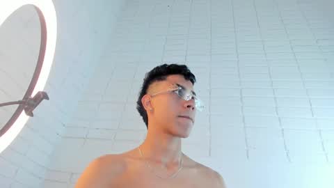 alannaughty_ online show from December 29, 7:50 am