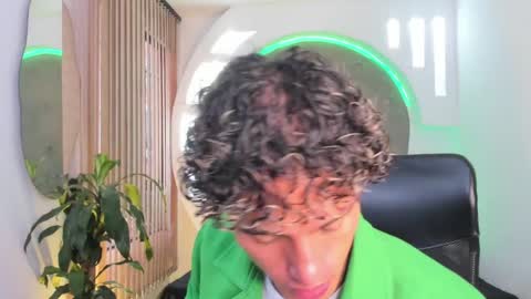 alan online show from February 4, 12:33 pm