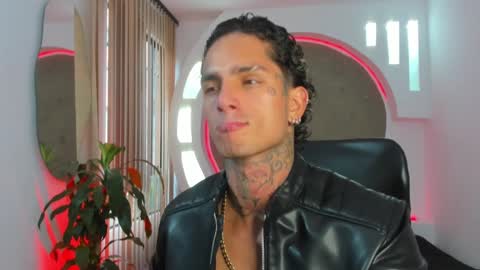 alan online show from February 7, 12:39 pm