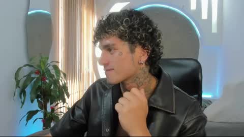 alan online show from March 7, 5:38 pm