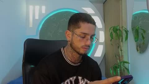 alan online show from March 20, 11:48 am