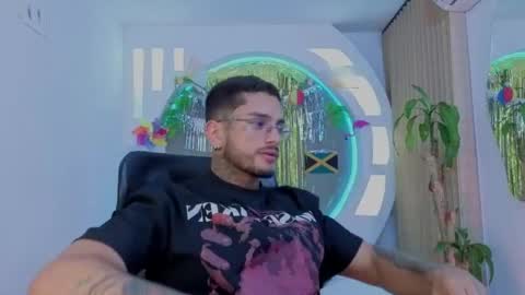 alan online show from April 19, 12:04 pm