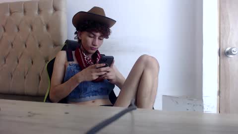 alantrickz365 online show from October 8, 2:09 am