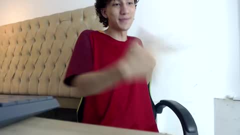 alantrickz365 online show from October 16, 2:34 am