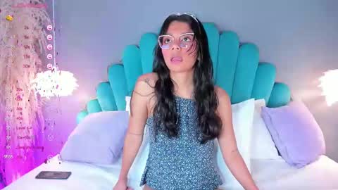 Snapshot of alassiahocthner chatting on September 11, 11:43 am Alassia Hocthner online show from September 11, 11:43 am