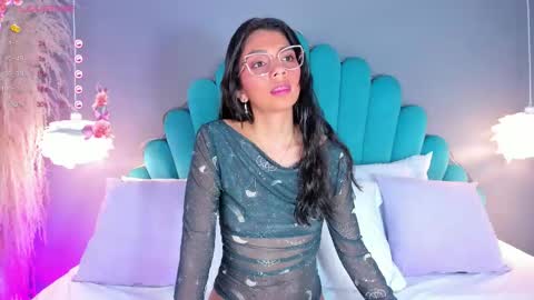 Snapshot of alassiahocthner chatting on September 16, 11:33 am Alassia Hocthner online show from September 16, 11:33 am