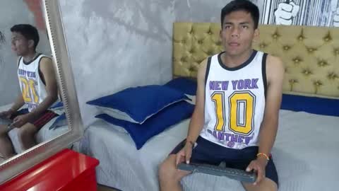 Snapshot of alasttor__ chatting on November 21, 1:54 pm Alasttor online show from November 21, 1:54 pm