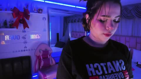 Snapshot of albaandthayron chatting on December 19, 12:12 pm albaandthayron online show from December 19, 12:12 pm