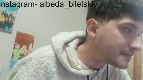 Snapshot of albeda22 chatting on November 8, 10:37 am Albedo online show from November 8, 10:37 am