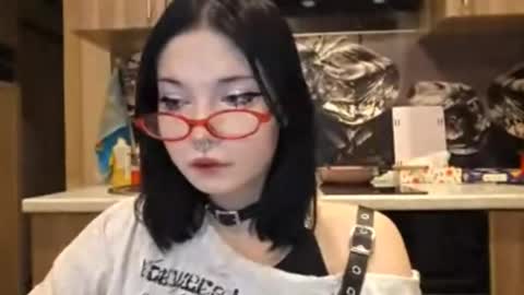 Im Katrina online show from January 12, 1:49 pm