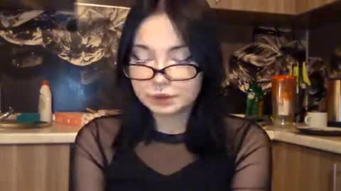 Im Katrina online show from February 9, 5:50 pm