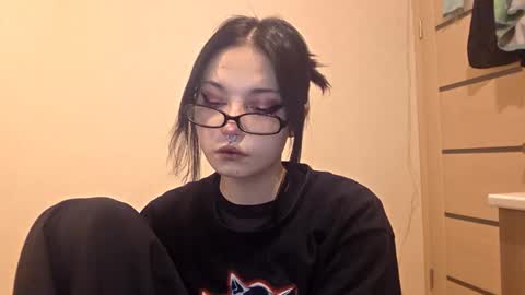 Im Katrina online show from February 12, 4:35 pm