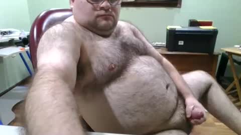 Snapshot of albertle345 chatting on November 17, 10:04 pm albertle345 online show from November 17, 10:04 pm