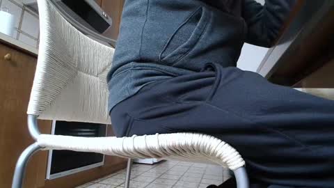 Snapshot of alberto21618 chatting on February 9, 3:01 pm alberto21618 online show from February 9, 3:01 pm