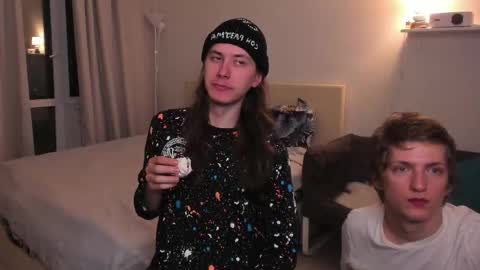 Snapshot of albertpainhate chatting on September 18, 11:29 pm Albert You can ------------ support me at online show from September 18, 11:29 pm