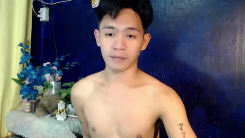 Snapshot of albertx_destroyer69 chatting on January 5, 10:53 am Albert online show from January 5, 10:53 am