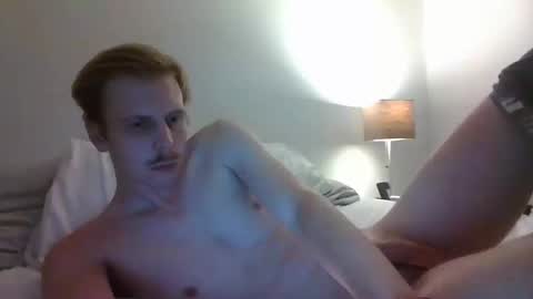 Snapshot of alca205 chatting on October 10, 4:55 am alca205 online show from October 10, 4:55 am