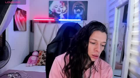 ale_noah_xxx online show from February 7, 12:39 pm