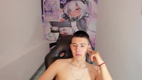 Snapshot of aleckk_boy chatting on November 17, 6:46 pm Aleck Boy online show from November 17, 6:46 pm