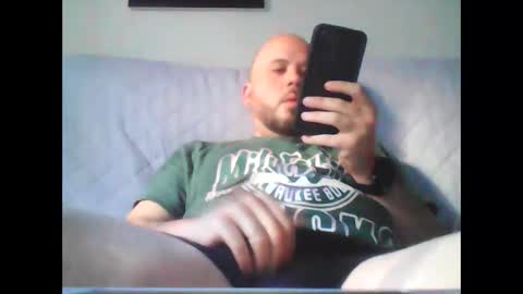 Snapshot of aleeexxxx4u chatting on September 25, 8:18 am aleeexxxx4u online show from September 25, 8:18 am