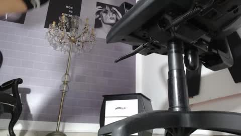 Ale online show from September 13, 8:19 pm