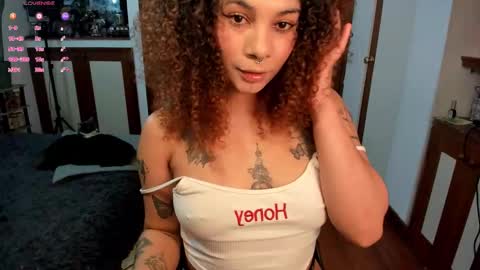 Snapshot of aleja1234lo chatting on September 9, 4:56 am aleja1234lo online show from September 9, 4:56 am