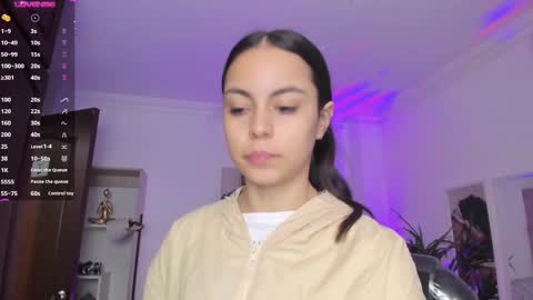 Alejandra online show from February 13, 11:28 am