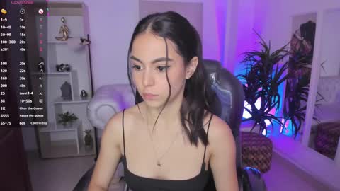 Alejandra online show from February 13, 2:31 pm