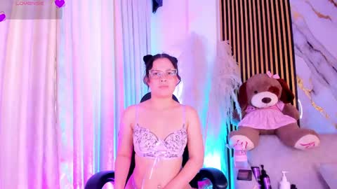 CUTE ALEJA online show from April 14, 8:15 pm